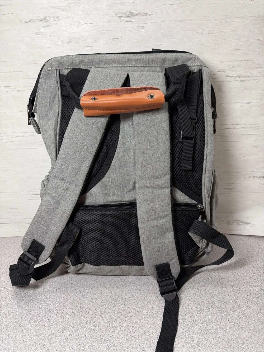 N/A stylish grey